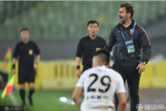 欧洲杯外围竞猜：阿瑙习惯性伤退，莱科不妨讨